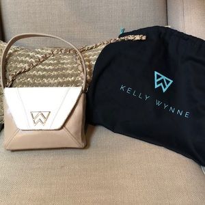 Authentic Kelly Wynn Purse